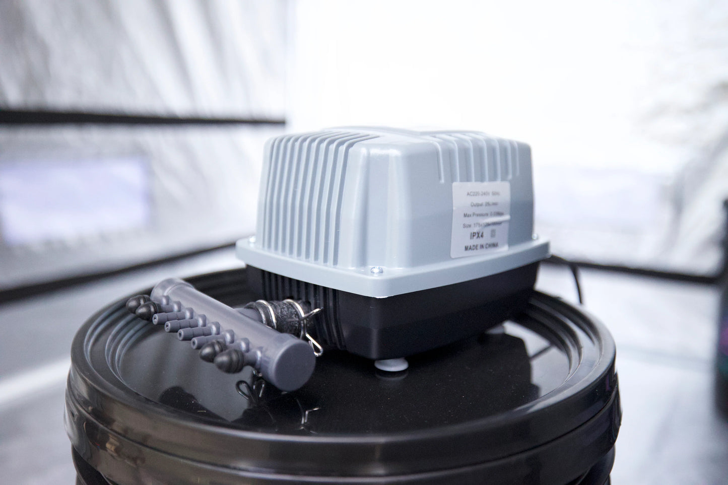 Juuri Grow Nano – DWC Hydroponik-System mit 4 Töpfen & Air-Stones